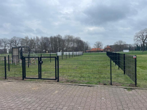 Hekwerk - dubbelstaafmatten - inlooppoort Ambt Delden